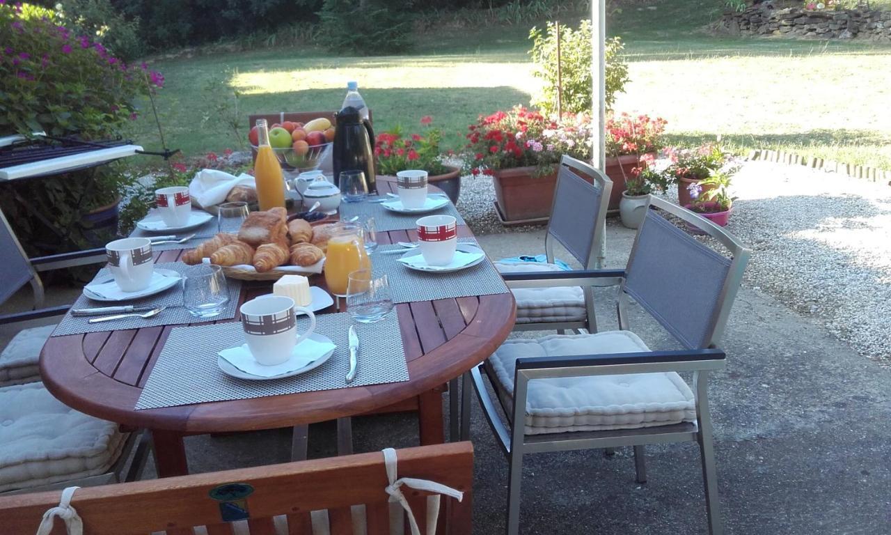 Chez Yvette , C'Est Chouette!! Bed & Breakfast Каркасон Екстериор снимка
